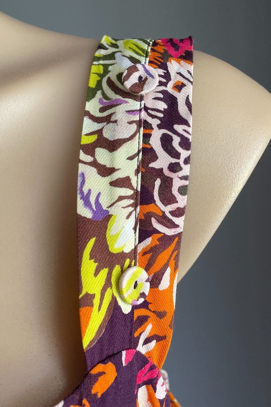 SUSSAN Bright Multicolour Floral Tank Top Wide Shoulder Straps  Size 16 NEW