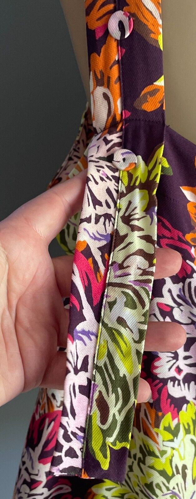 SUSSAN Bright Multicolour Floral Tank Top Wide Shoulder Straps  Size 16 NEW