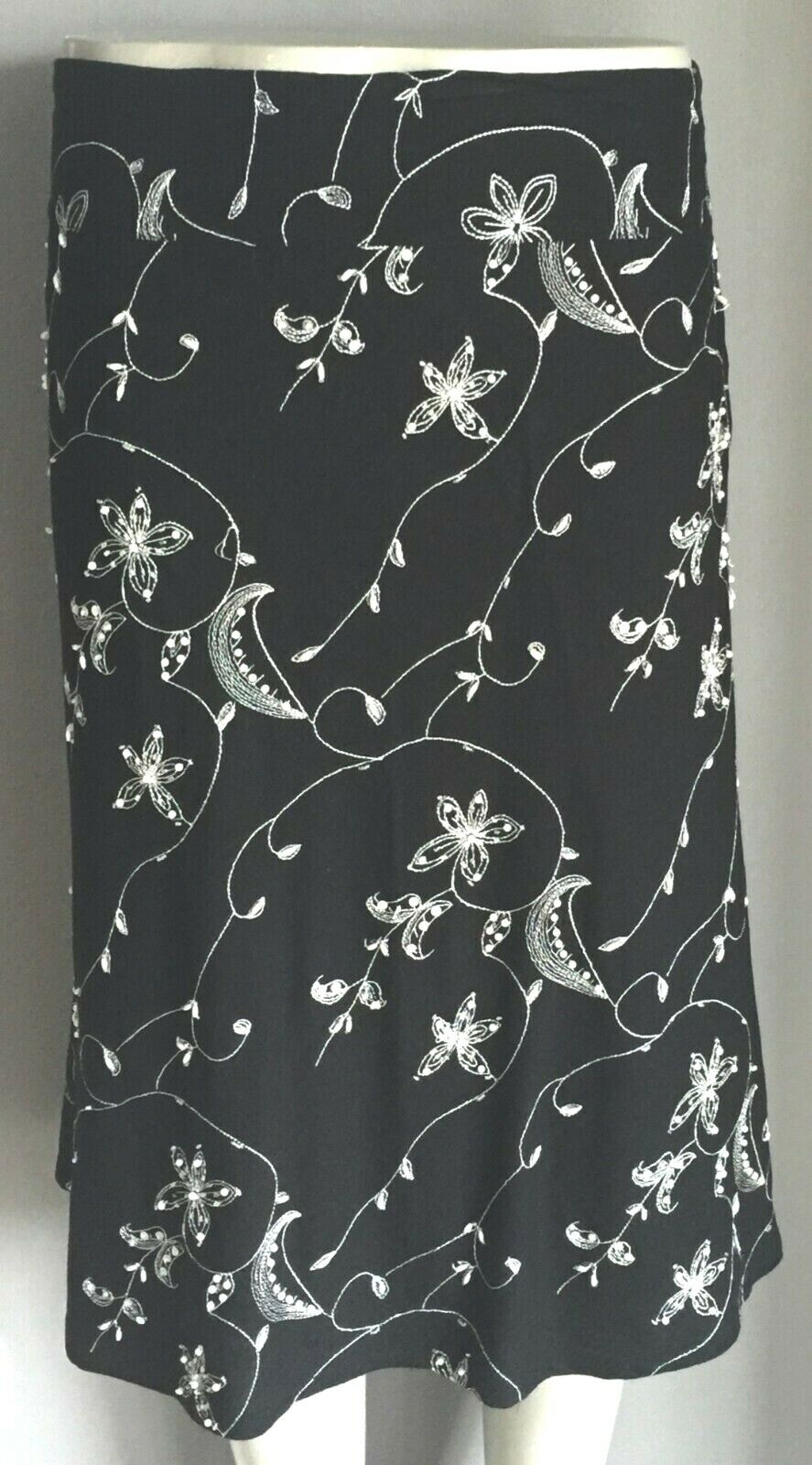 KATIES Skirt A Line Black & White Floral Sequins Pearls Embellished Plus Size 20