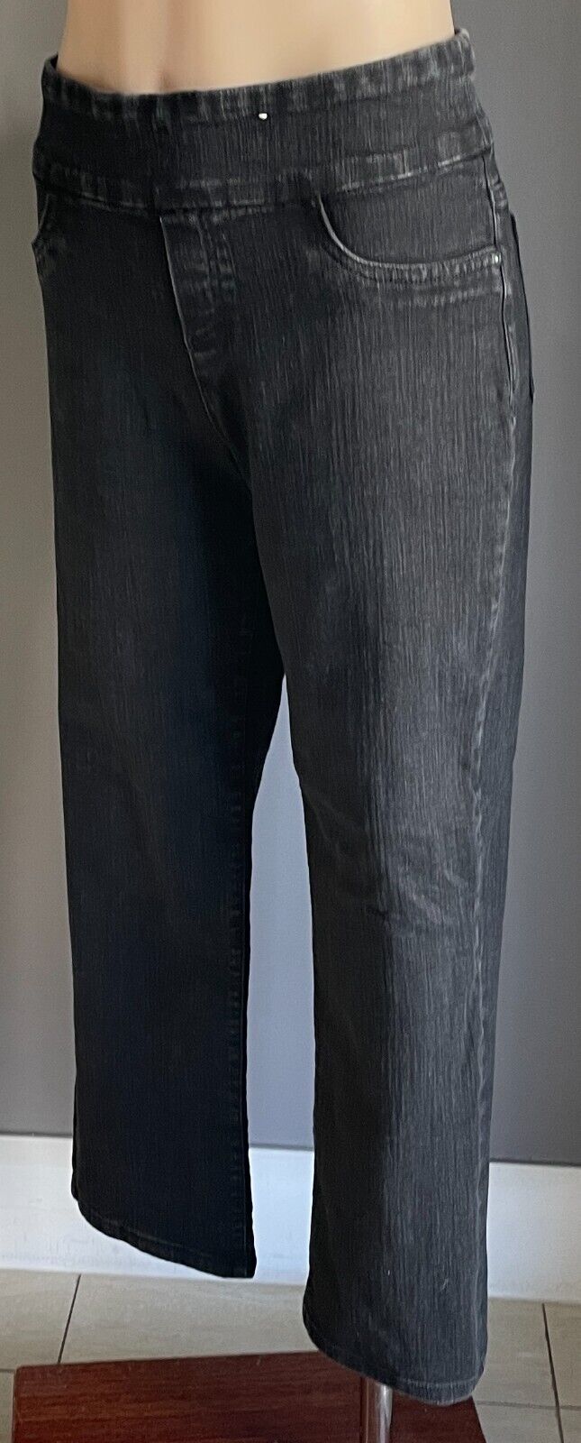 KATIES Size 14 Jeans Black Stretch Denim Crop Length Straight Leg Pull On Ladies