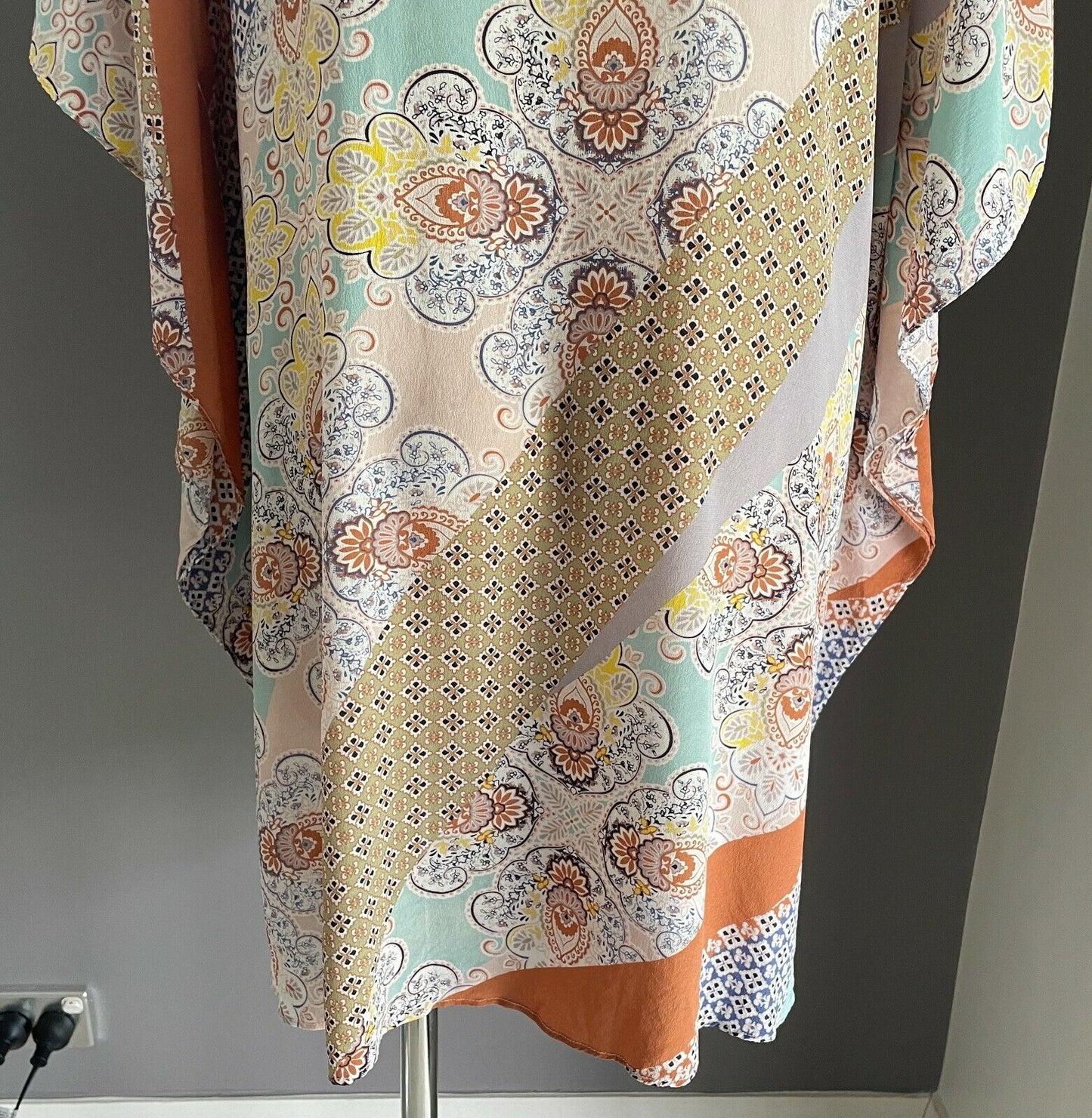 KATIES Silk Top Hi Lo Kaftan MultiColoured & Print Size L  XL  14 16