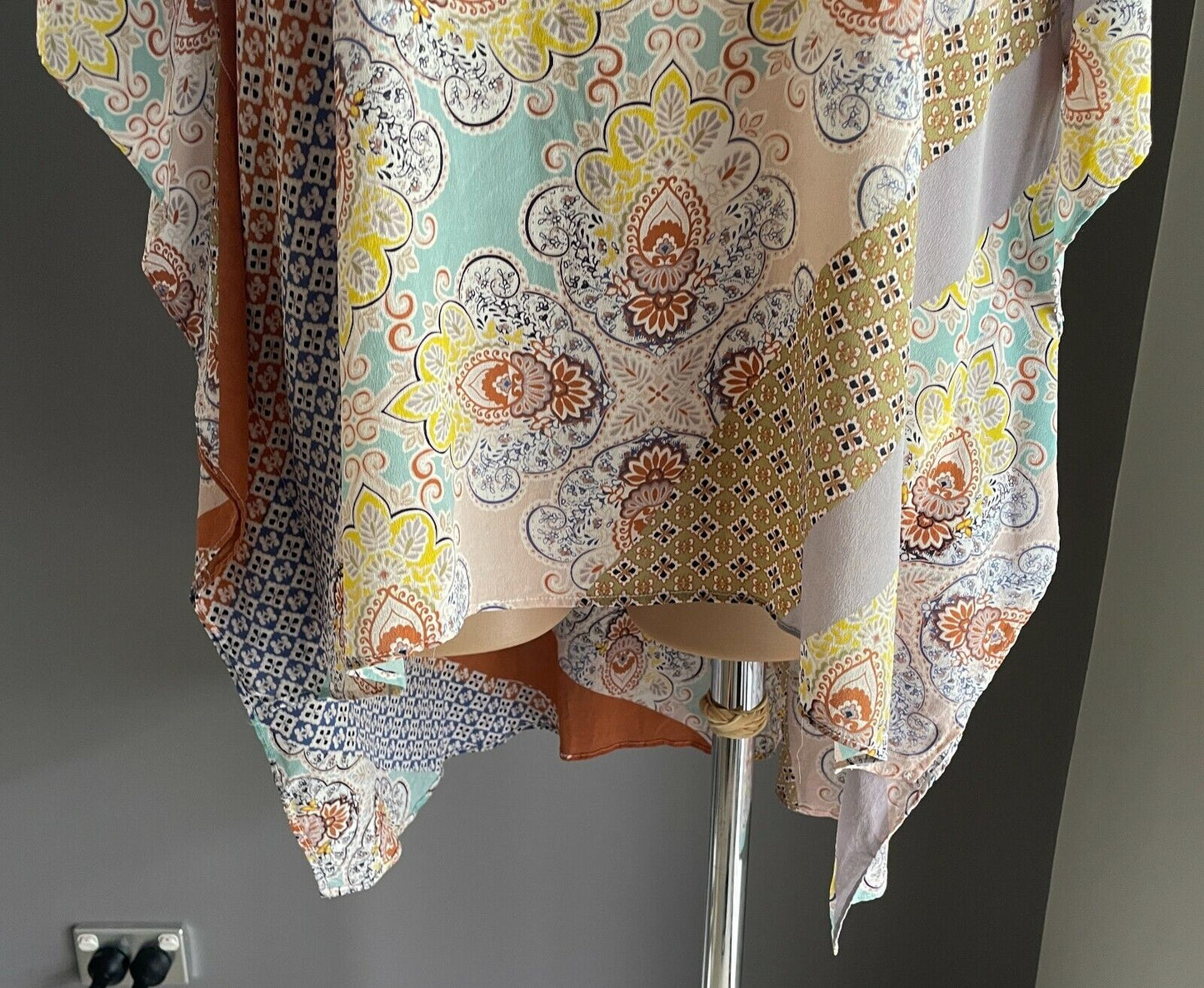 KATIES Silk Top Hi Lo Kaftan MultiColoured & Print Size L  XL  14 16