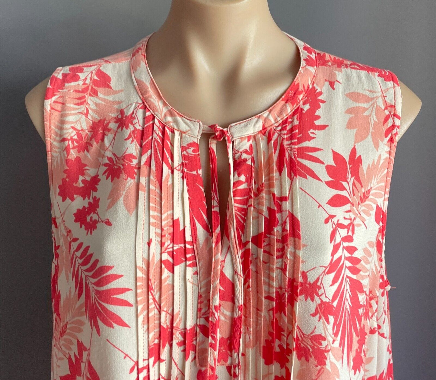 KATIES Dress Off White Peach Coral Leaf Print Sleeveless Shift Size 16