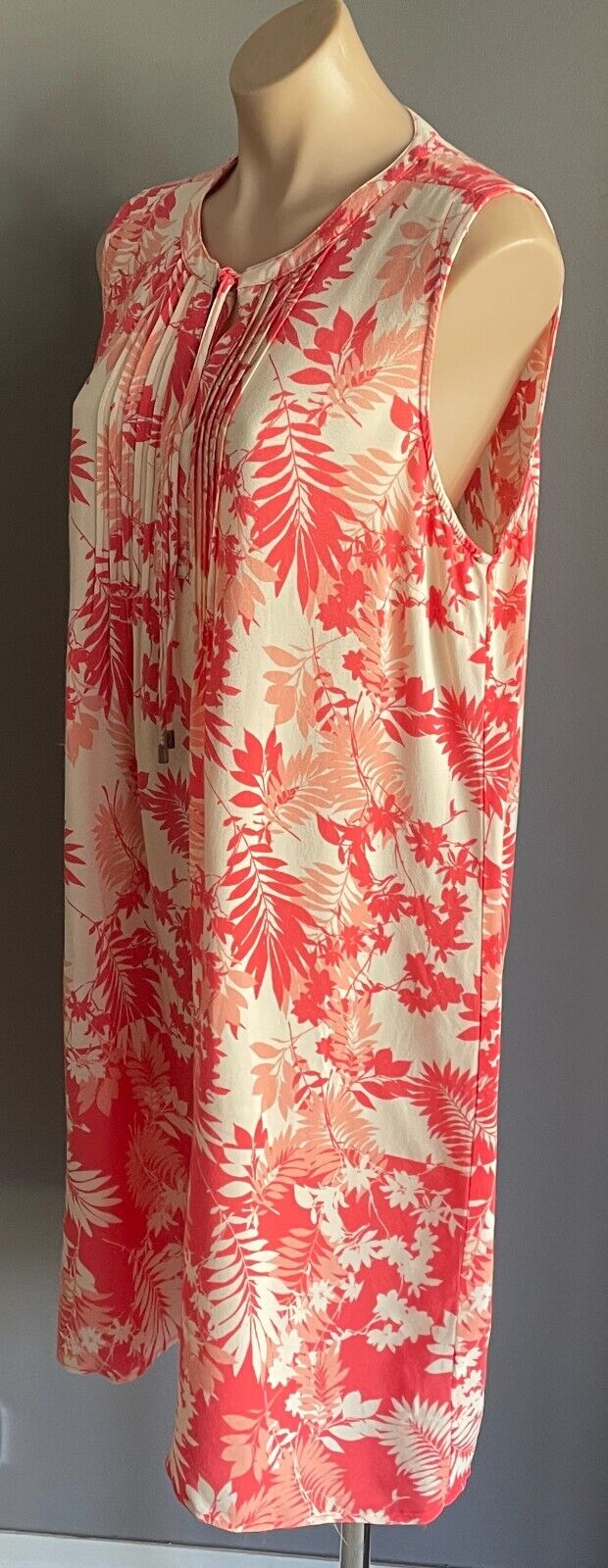 KATIES Dress Off White Peach Coral Leaf Print Sleeveless Shift Size 16