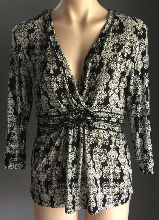 KATIES Top Semi Sheer Black & White Brocade Print Ladies Blouse Size XL 12 14