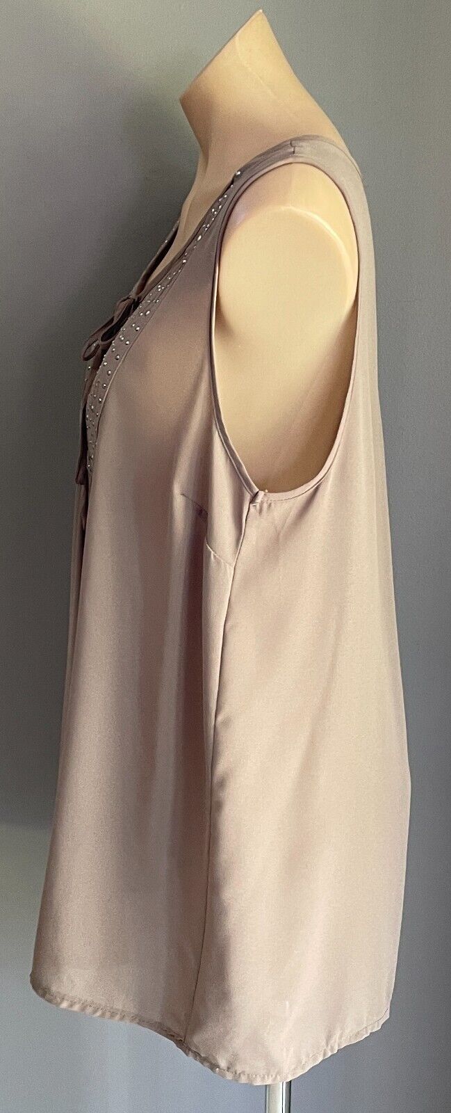 KATIES Top Sleeveless Stud Trim Brown Round Neck With Tie Size 16