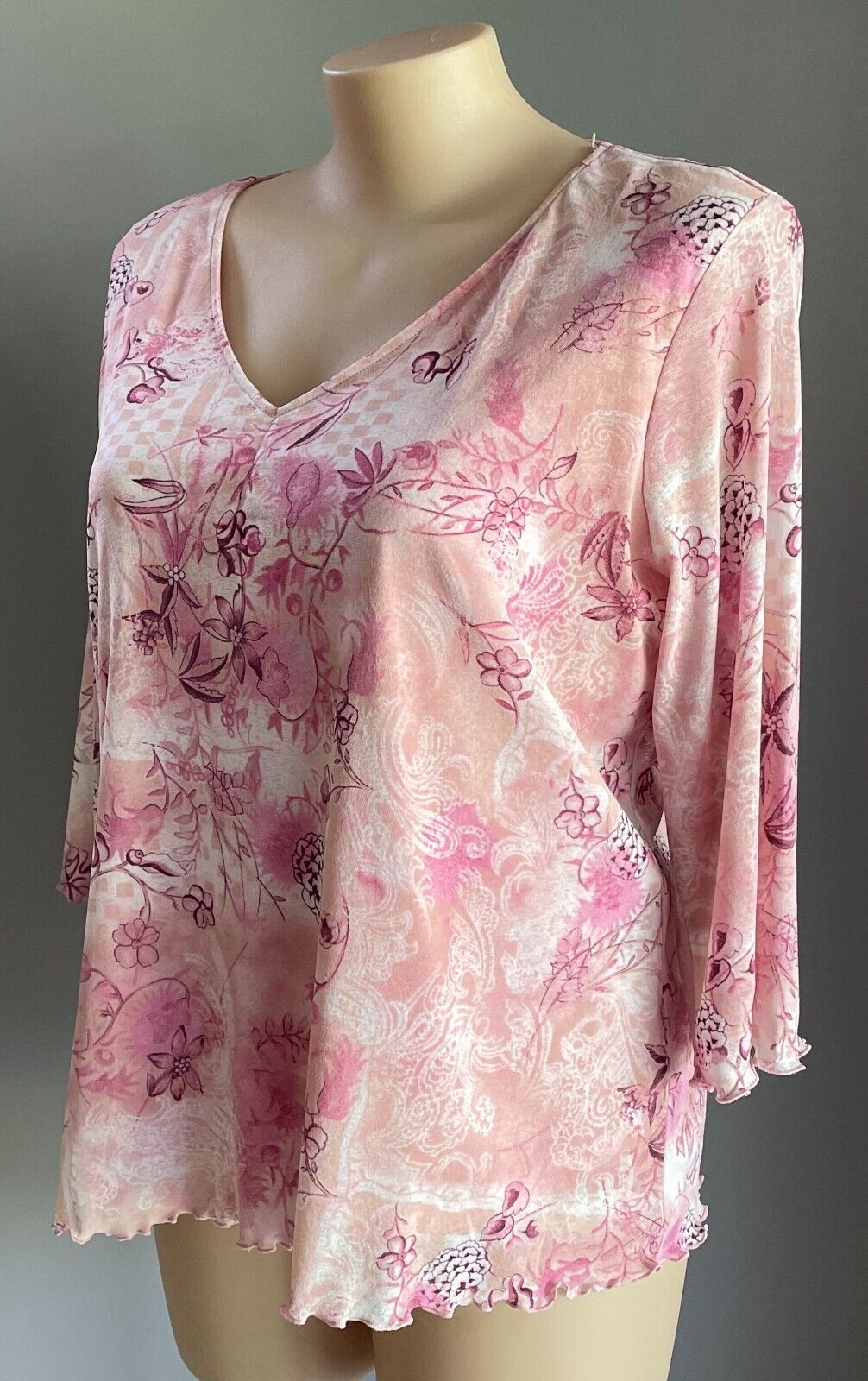 BEME Top Purple Pink White Floral Print Stretch Blouse Plus Size L 18 3/4 Sleeve