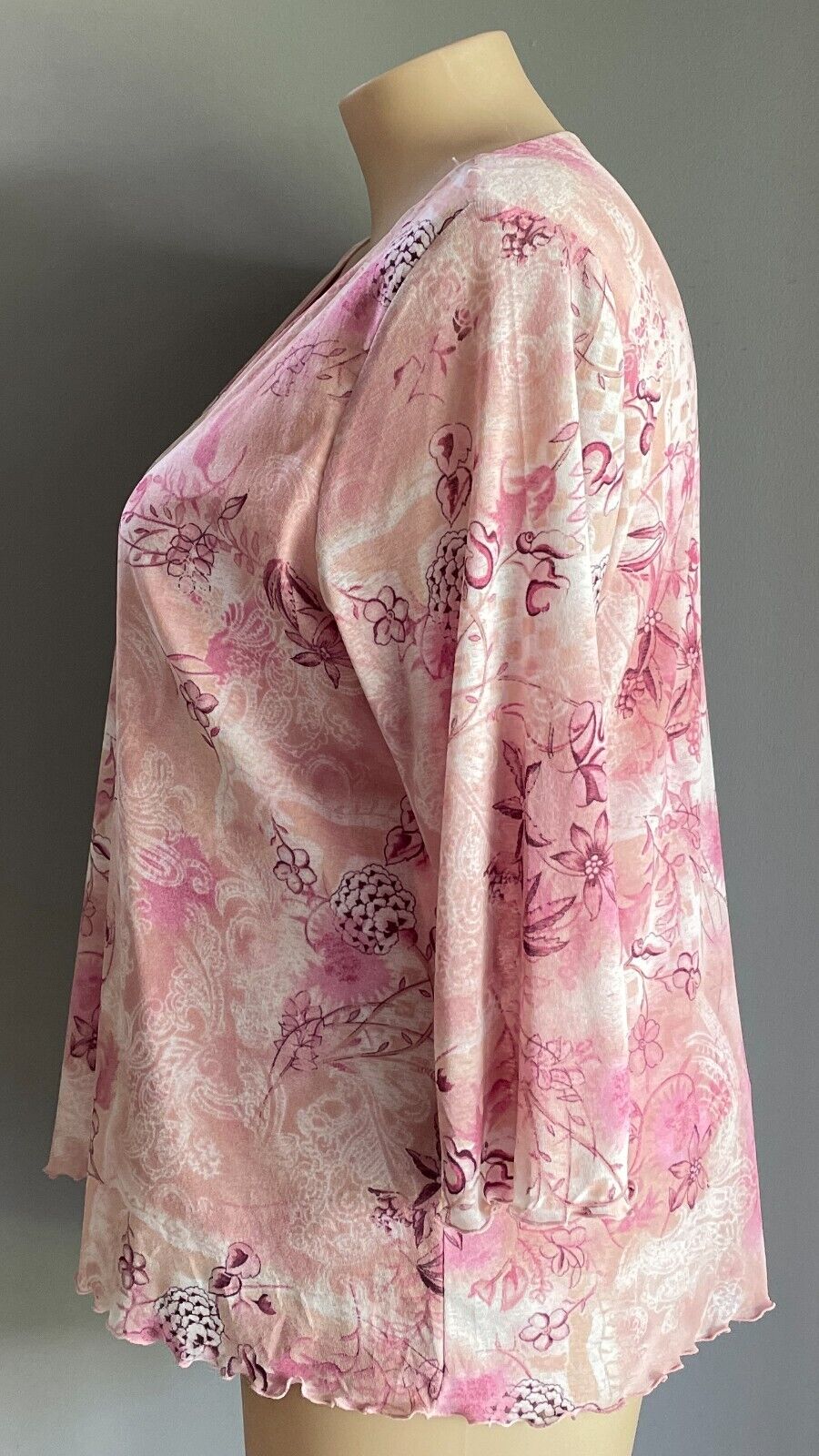 BEME Top Purple Pink White Floral Print Stretch Blouse Plus Size L 18 3/4 Sleeve