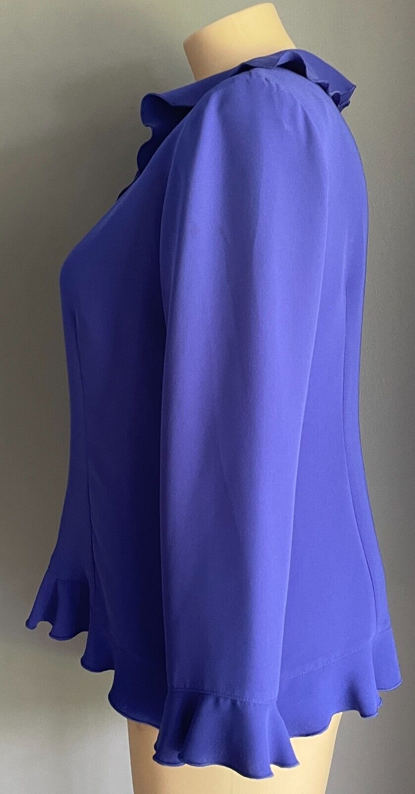 LEESA FASHIONS Button Front Shirt Purple Ruffle Neck Sleeve Cuff Blouse Size 18