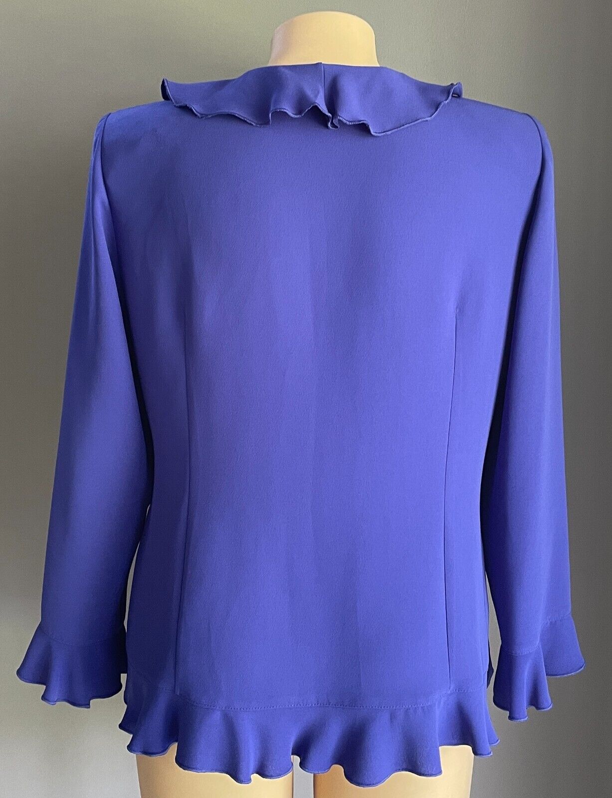 LEESA FASHIONS Button Front Shirt Purple Ruffle Neck Sleeve Cuff Blouse Size 18
