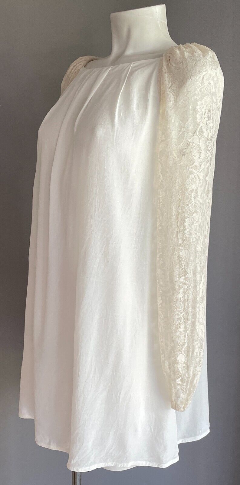 FOREVER NEW A-Line Dress Off White Long Lace Sleeves Size 8 Short Length