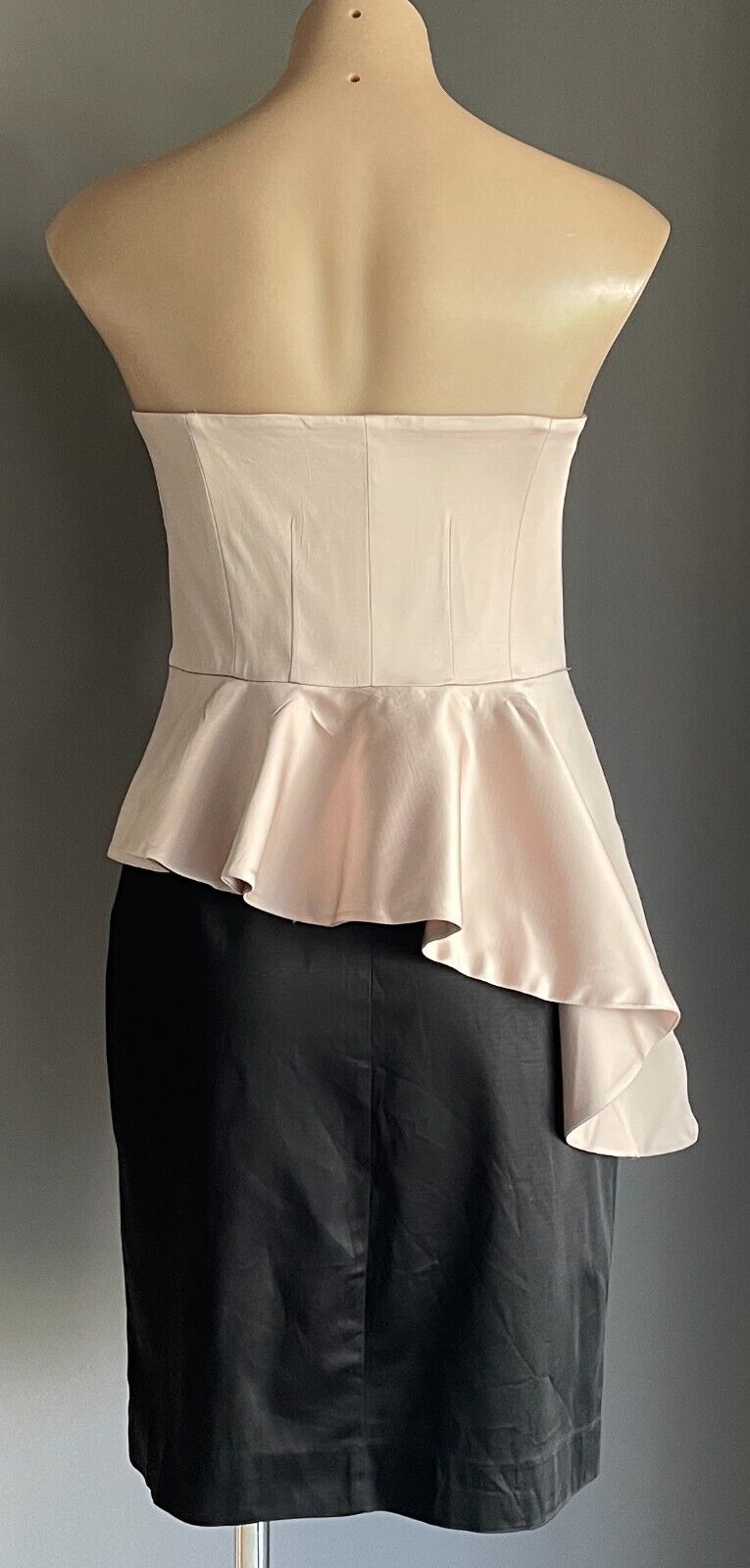 FOREVER NEW Strapless Dress Champagne & Black Bustier Size 12 Peplum Hem Satin