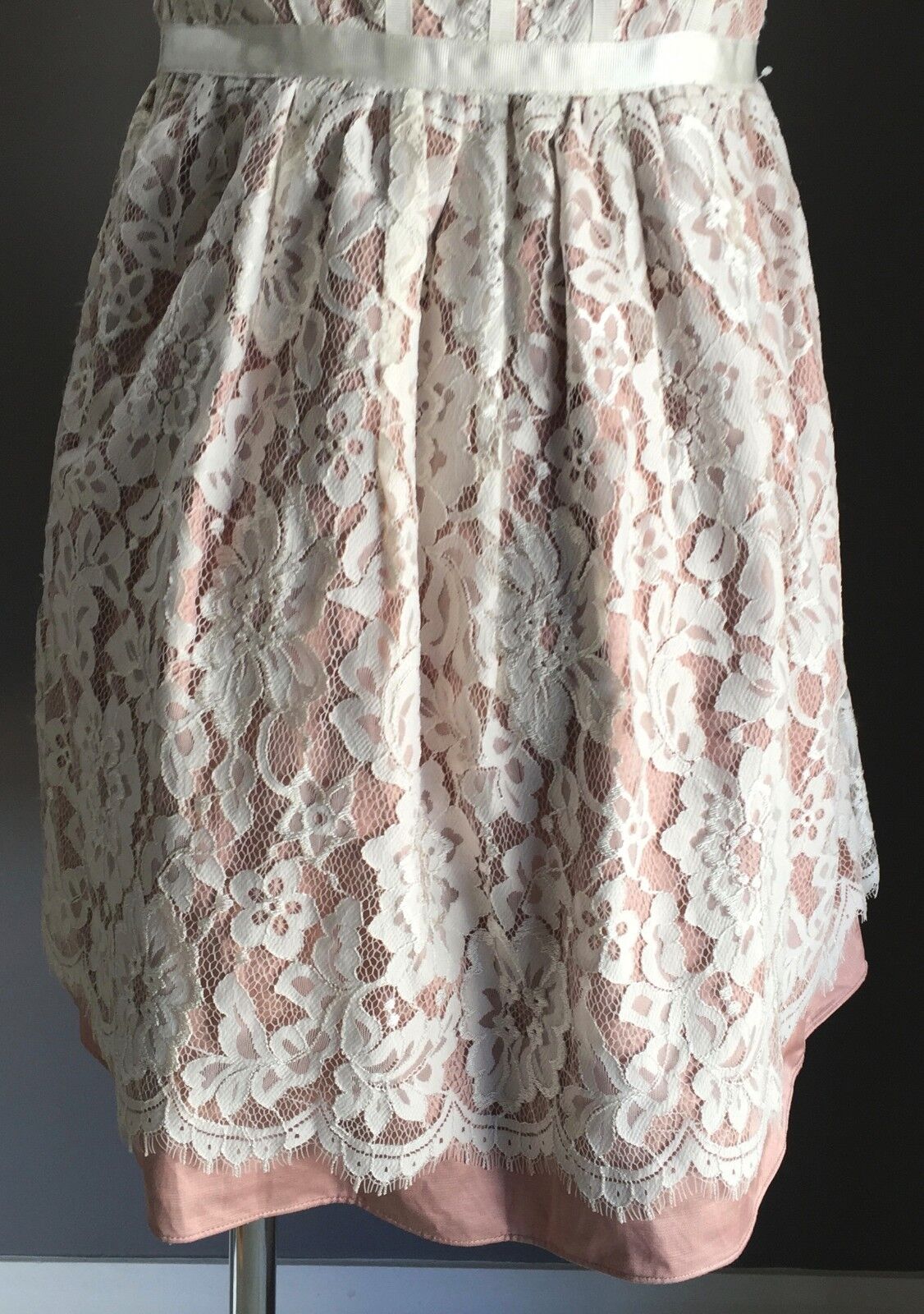 FOREVER NEW Strapless Dress Blush Pink & Ivory Lace Bustier Frock Size 10