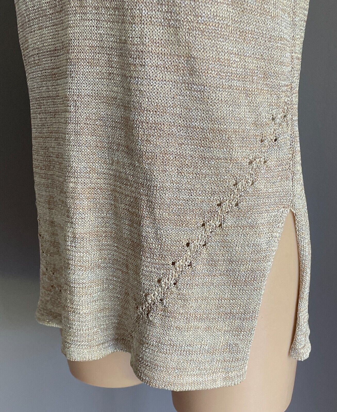 SPORTSGIRL Top Tank Gold Glitter Marl Knit Sleeveless V-Neck Size XS 10 12 NEW