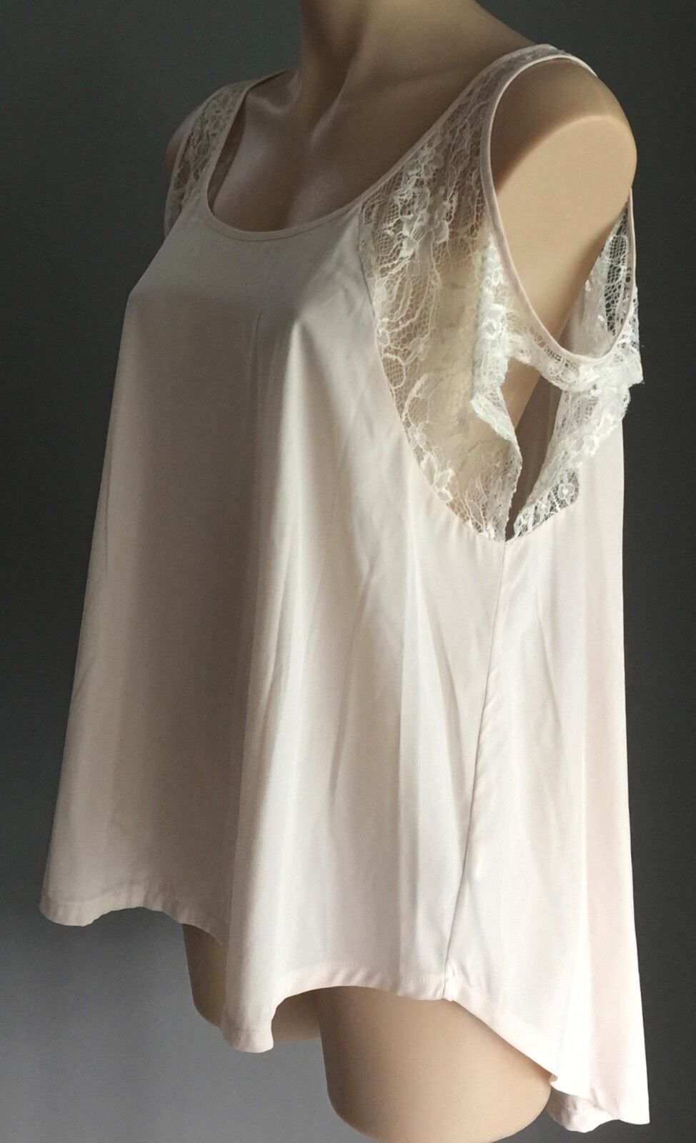 SPORTSGIRL Top Cold Shoulder Champagne Ivory Lace Summer Blouse Ladies Size 10