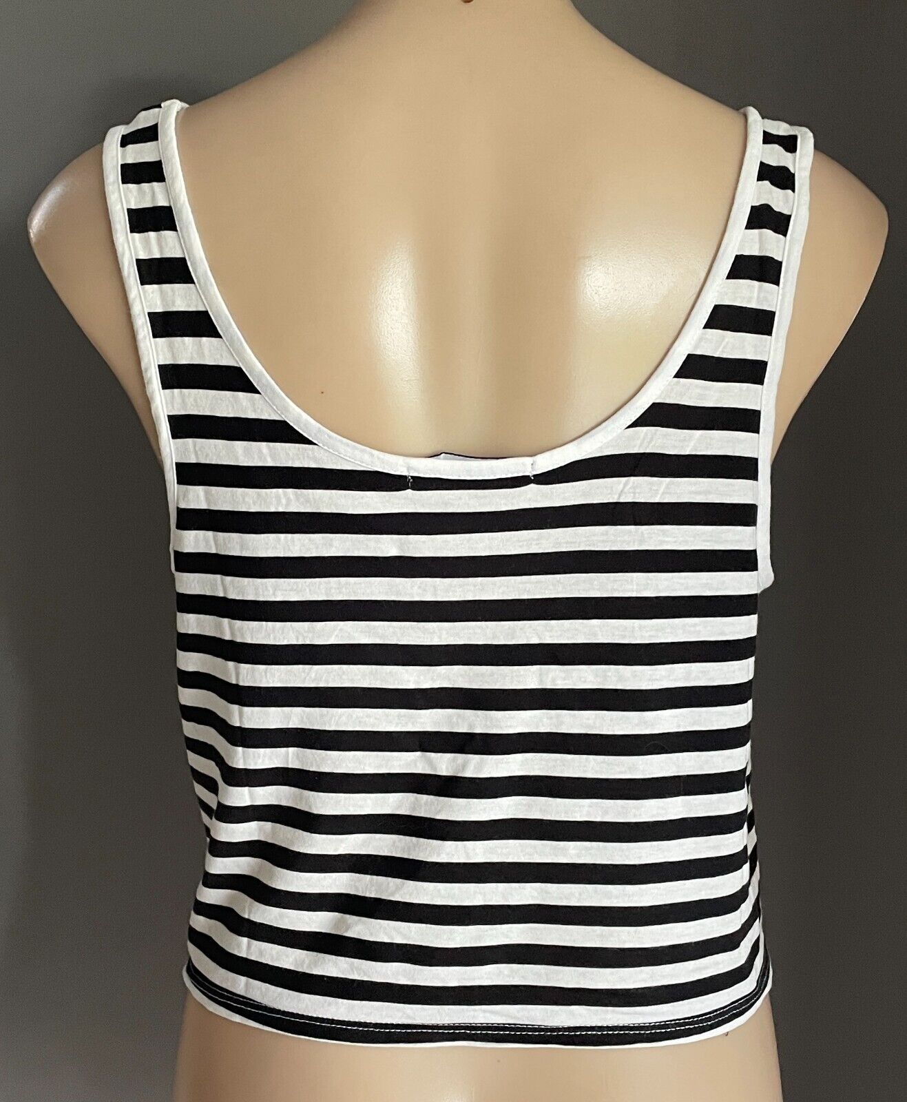 SPORTSGIRL Crop Top Black White Stripe & Daisy Tie Front Camisole XS 10 NEW