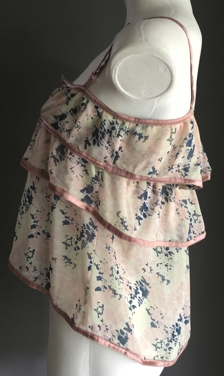 SPORTSGIRL Top Floral Print Camisole Sleeveless Size XXS 6 8 Pretty NEW