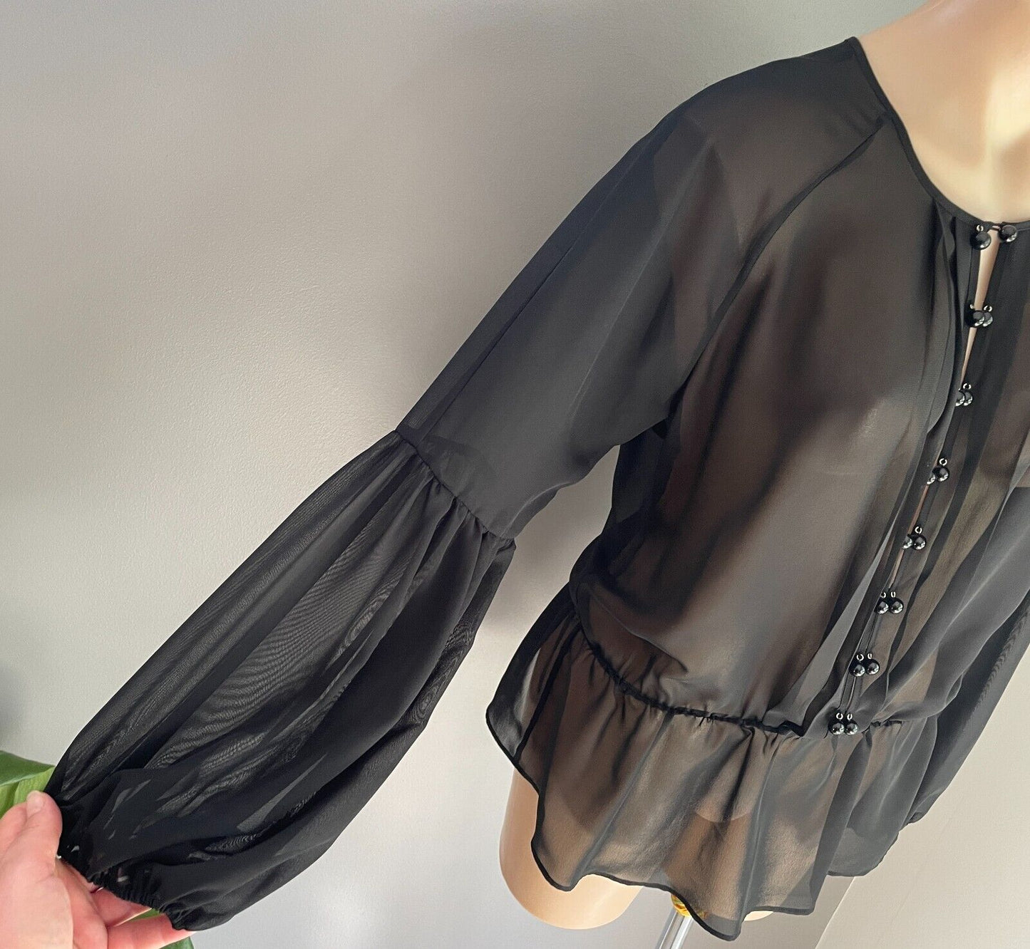 HOWARD SHOWERS Top Sheer Black Full Long Sleeve Blouse Size 10 Pleats Beaded