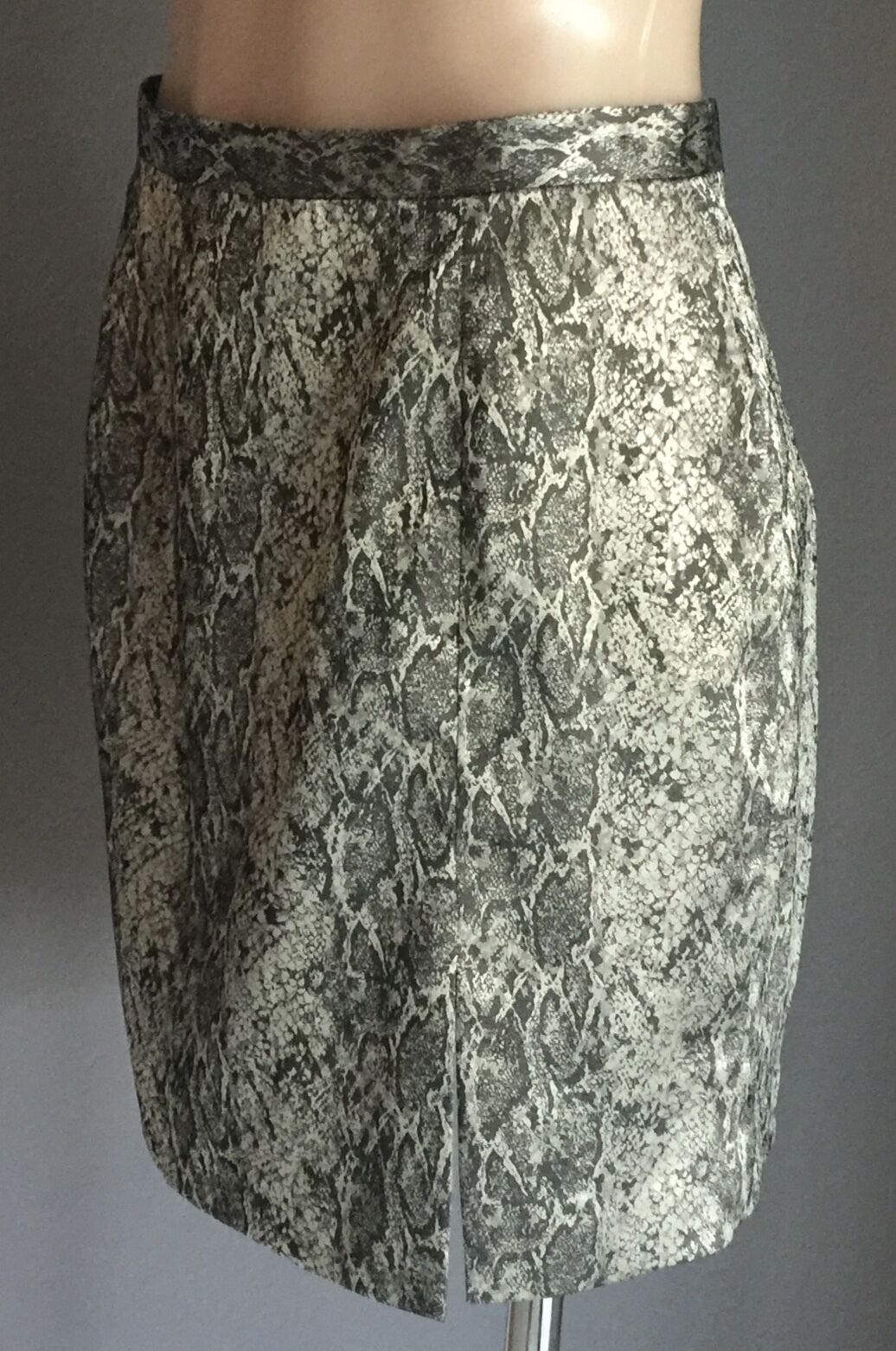 EVENTS Skirt Grey & Taupe Snake Print Straight Pencil Short Skirt Size 12 NEW