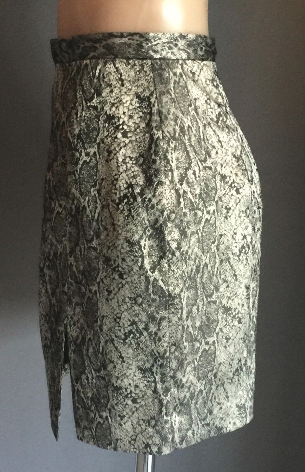 EVENTS Skirt Grey & Taupe Snake Print Straight Pencil Short Skirt Size 12 NEW
