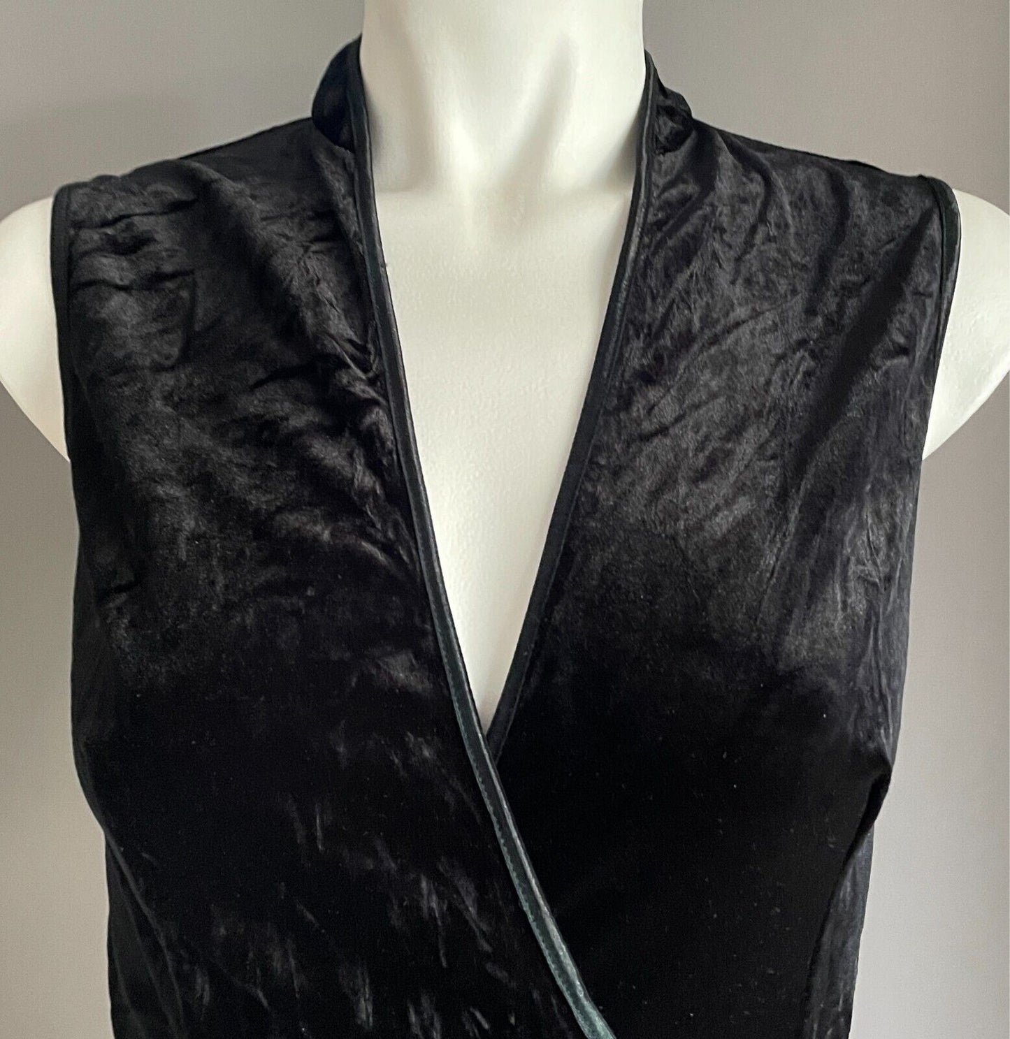 EVENTS Black Velour Sleeveless Wrap Top Size 6 Side Tie Elasticised Waist