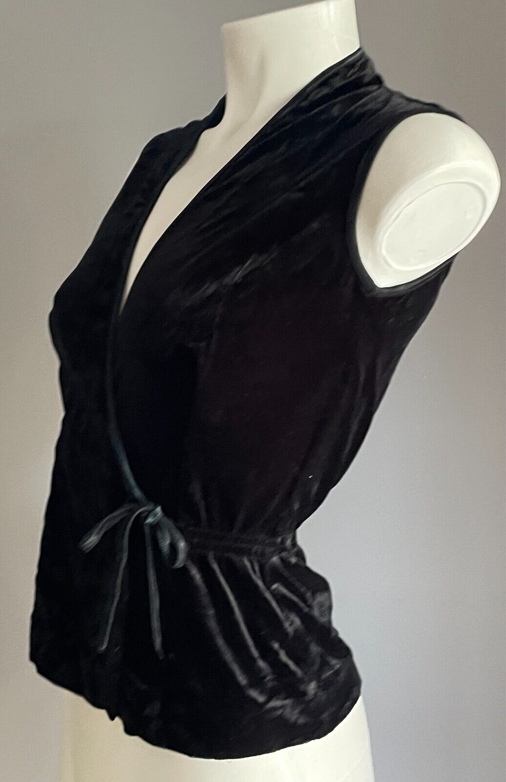 EVENTS Black Velour Sleeveless Wrap Top Size 6 Side Tie Elasticised Waist