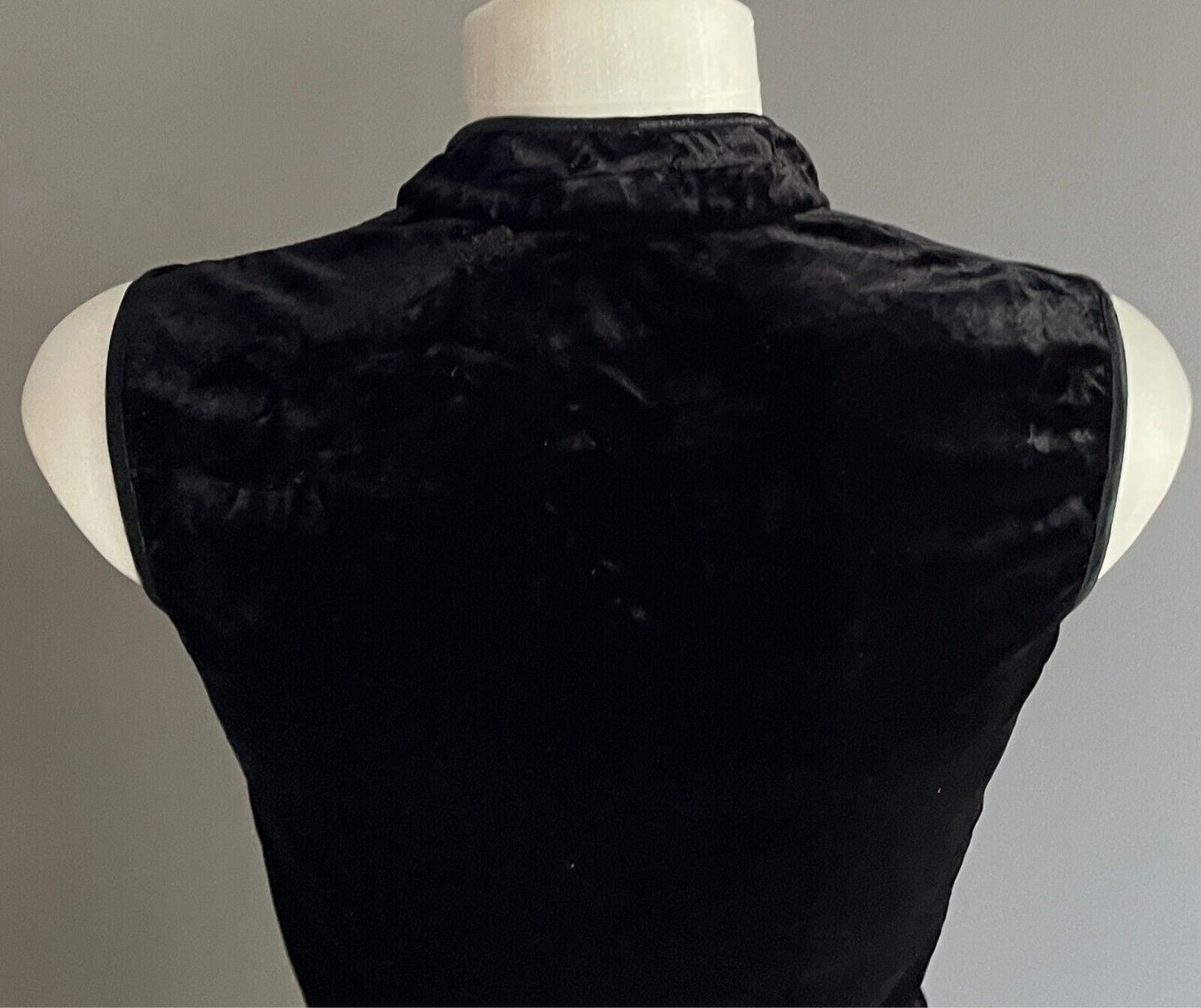 EVENTS Black Velour Sleeveless Wrap Top Size 6 Side Tie Elasticised Waist