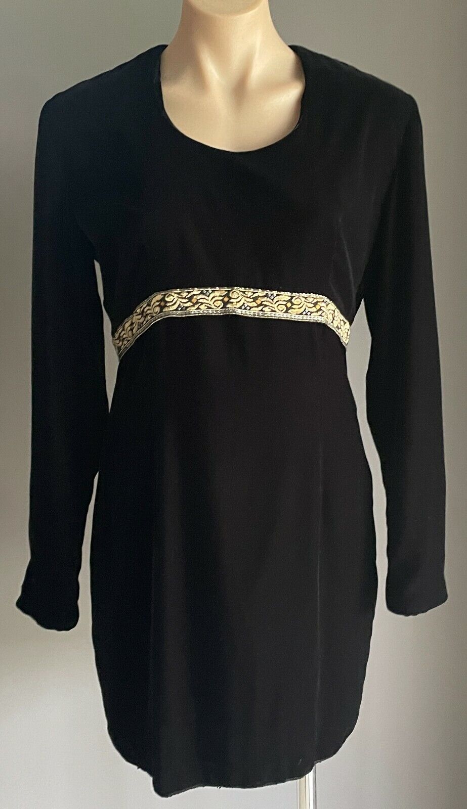 EVENTS Mini Dress Black Velvet Long Sleeve  w Gold Ribbon Trim Size 12 Vintage