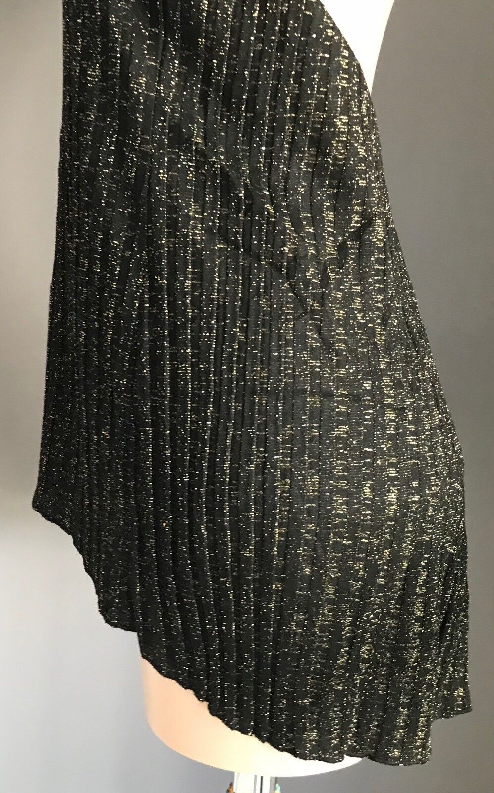 ZARA Dip Hem Top Black & Gold Metallic Lurex Gold Choker Halter Neck S 8 10 NEW