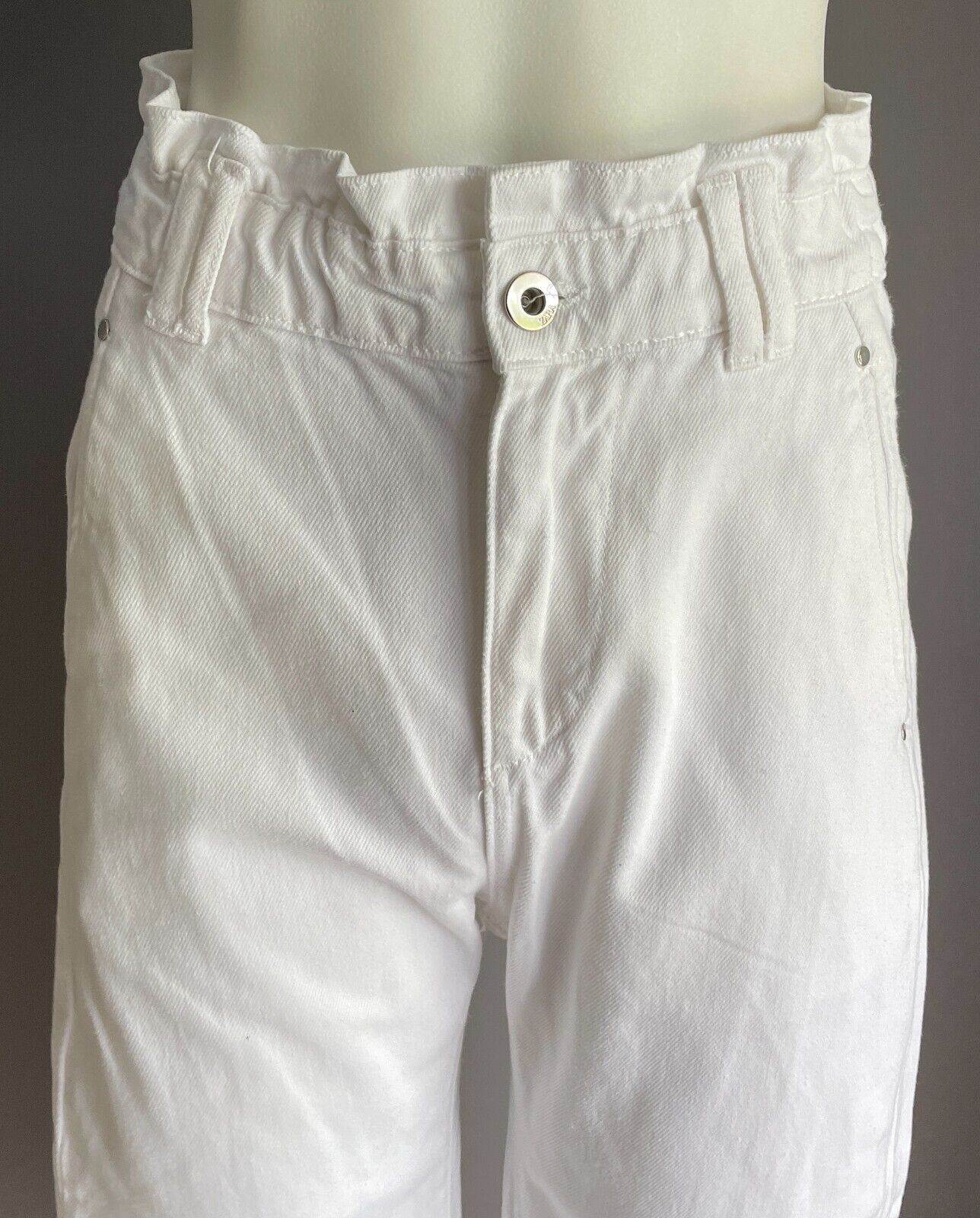 ZARA White Denim Jeans Paperbag Waist Baggy  Women's Size EUR 32 AU 4