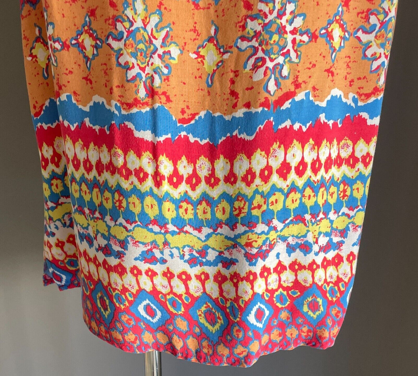 ROCKMANS Colourful Print Sleeveless Top Size 16 Lightweight Great Traveller NEW