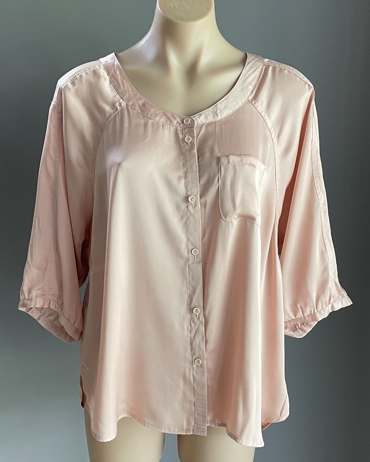 ROCKMANS Champagne Blush Pink Blouse 3/4 Sleeve Button Front Satin Silky Size 18