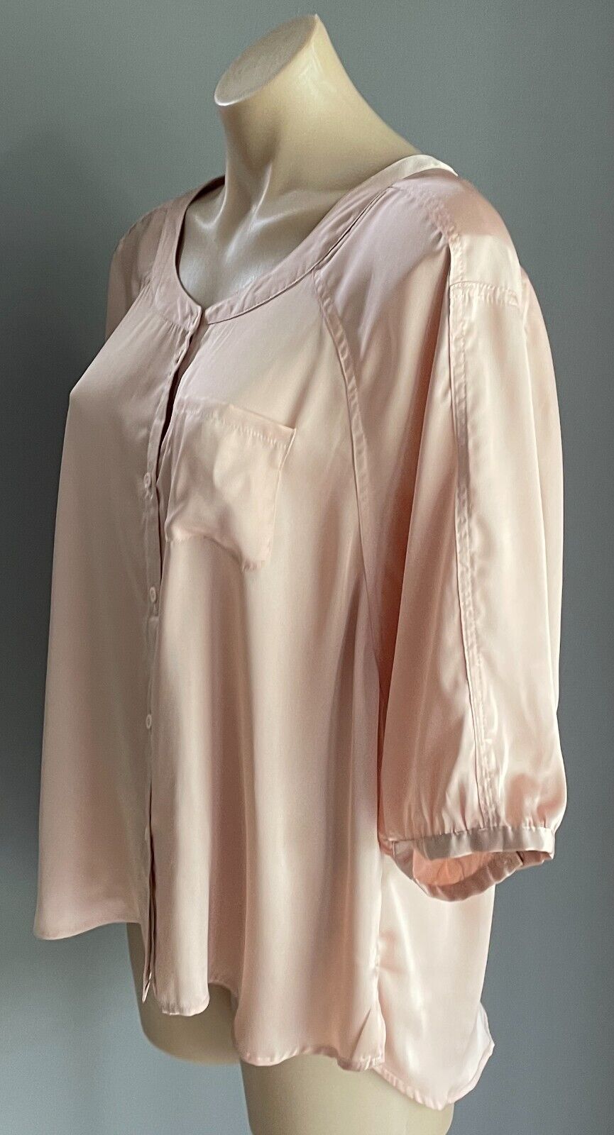 ROCKMANS Champagne Blush Pink Blouse 3/4 Sleeve Button Front Satin Silky Size 18