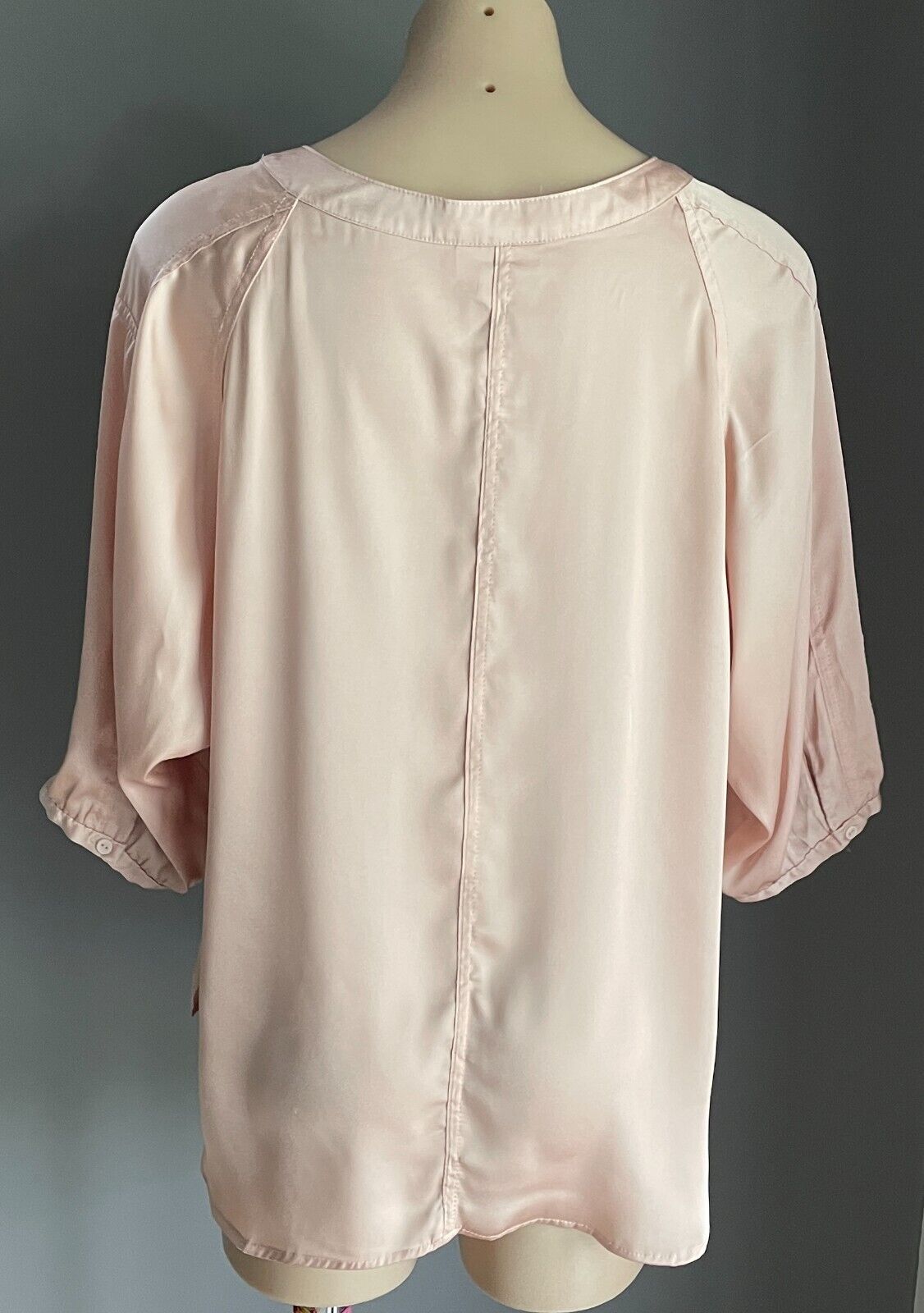 ROCKMANS Champagne Blush Pink Blouse 3/4 Sleeve Button Front Satin Silky Size 18