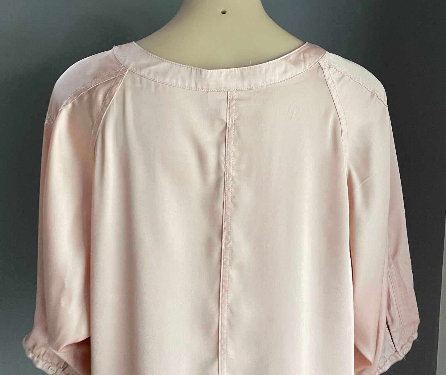 ROCKMANS Champagne Blush Pink Blouse 3/4 Sleeve Button Front Satin Silky Size 18