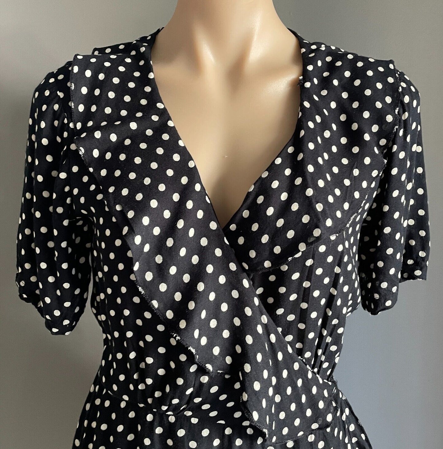 TREE OF LIFE Wrap Dress Black White Polka Dot Size S 10 12 Ruffle Short Sleeve