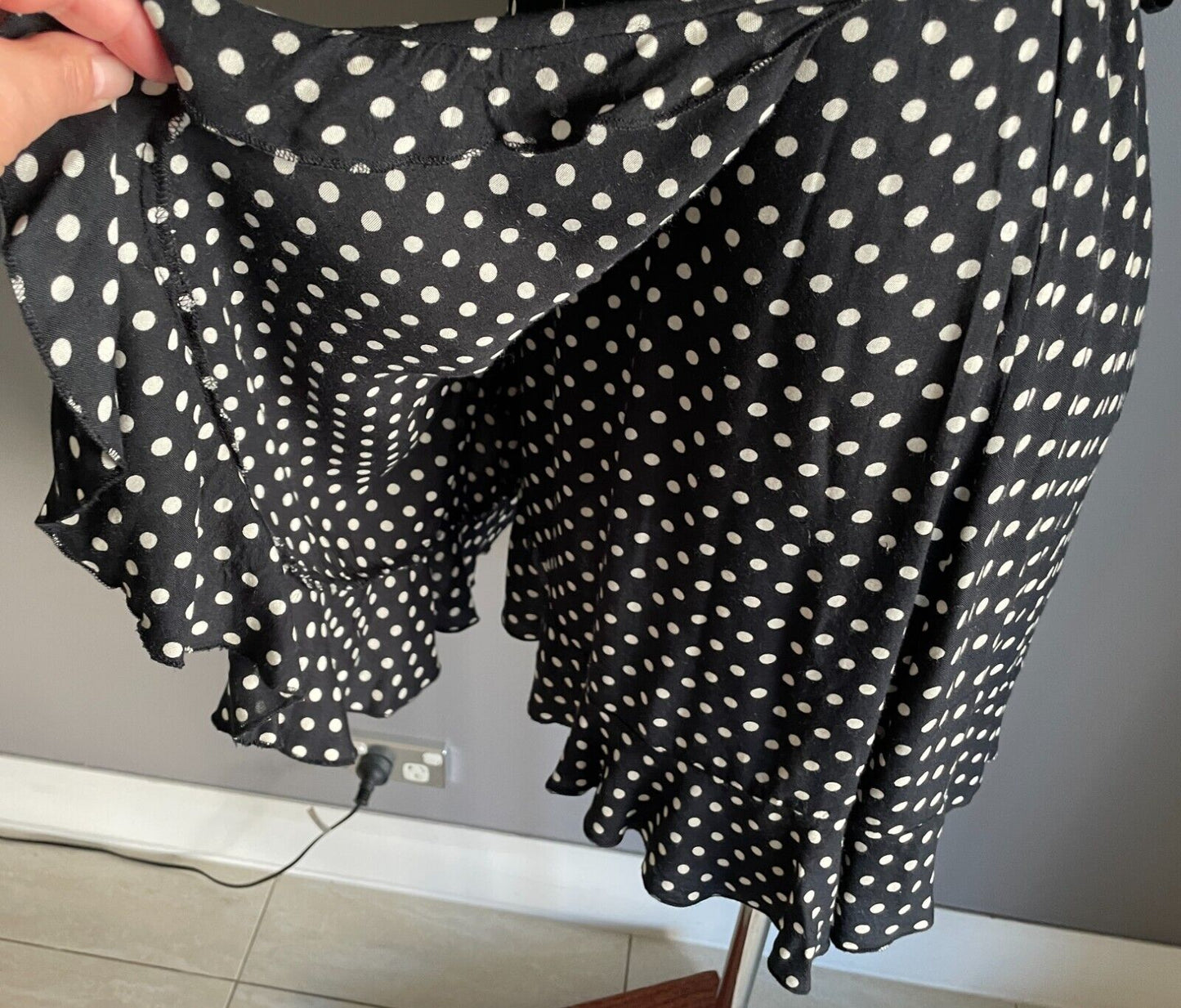 TREE OF LIFE Wrap Dress Black White Polka Dot Size S 10 12 Ruffle Short Sleeve