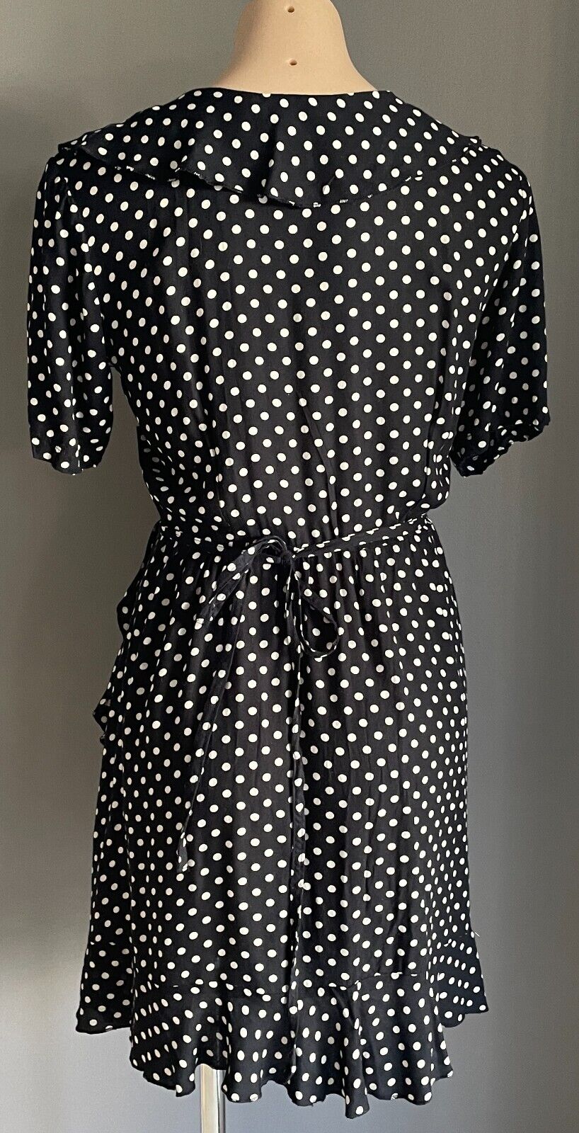 TREE OF LIFE Wrap Dress Black White Polka Dot Size S 10 12 Ruffle Short Sleeve