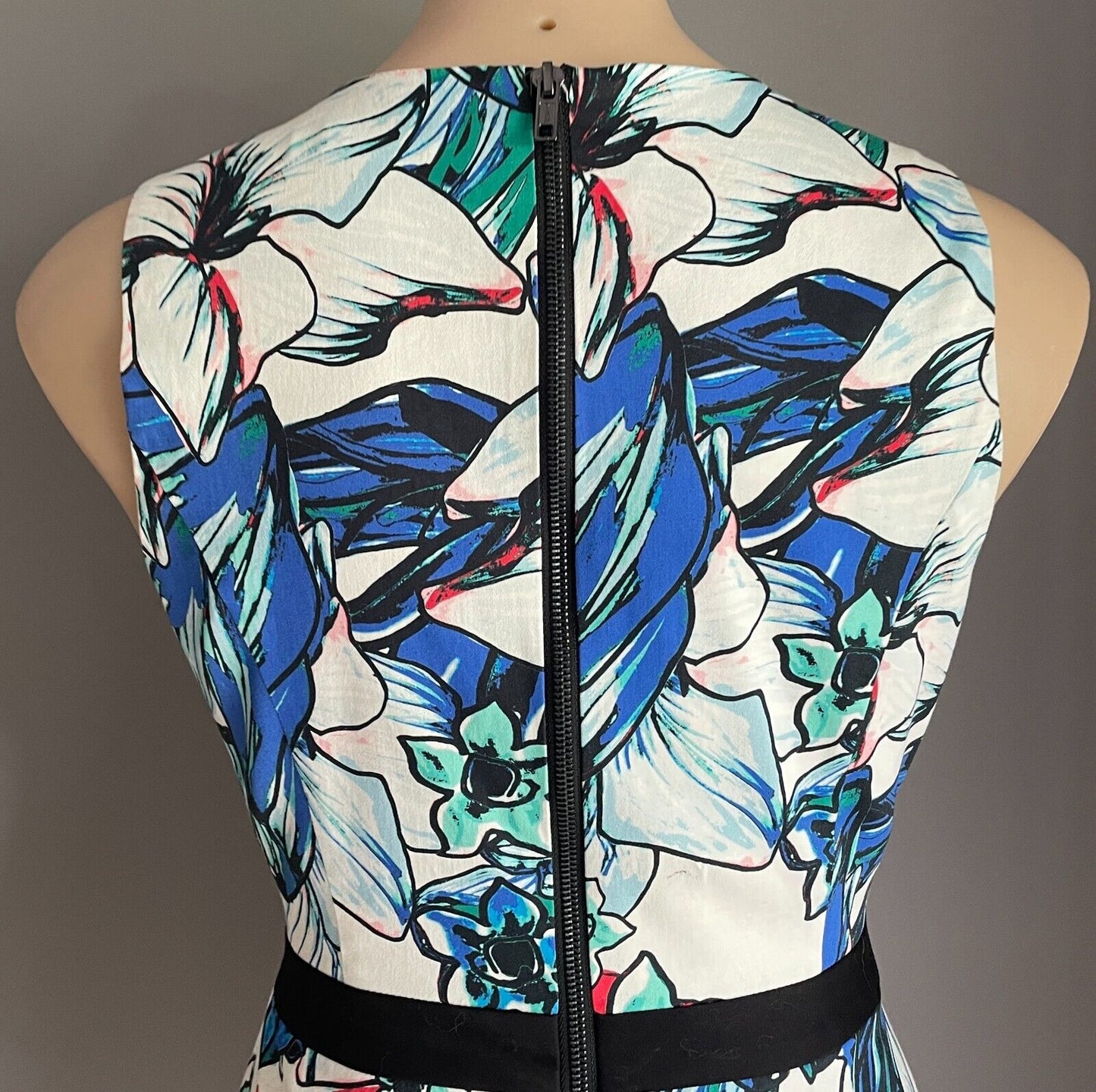 PORTMANS Top Multicoloured Floral Sleeveless Blouse Peplum Waist Lined Sz 8 10