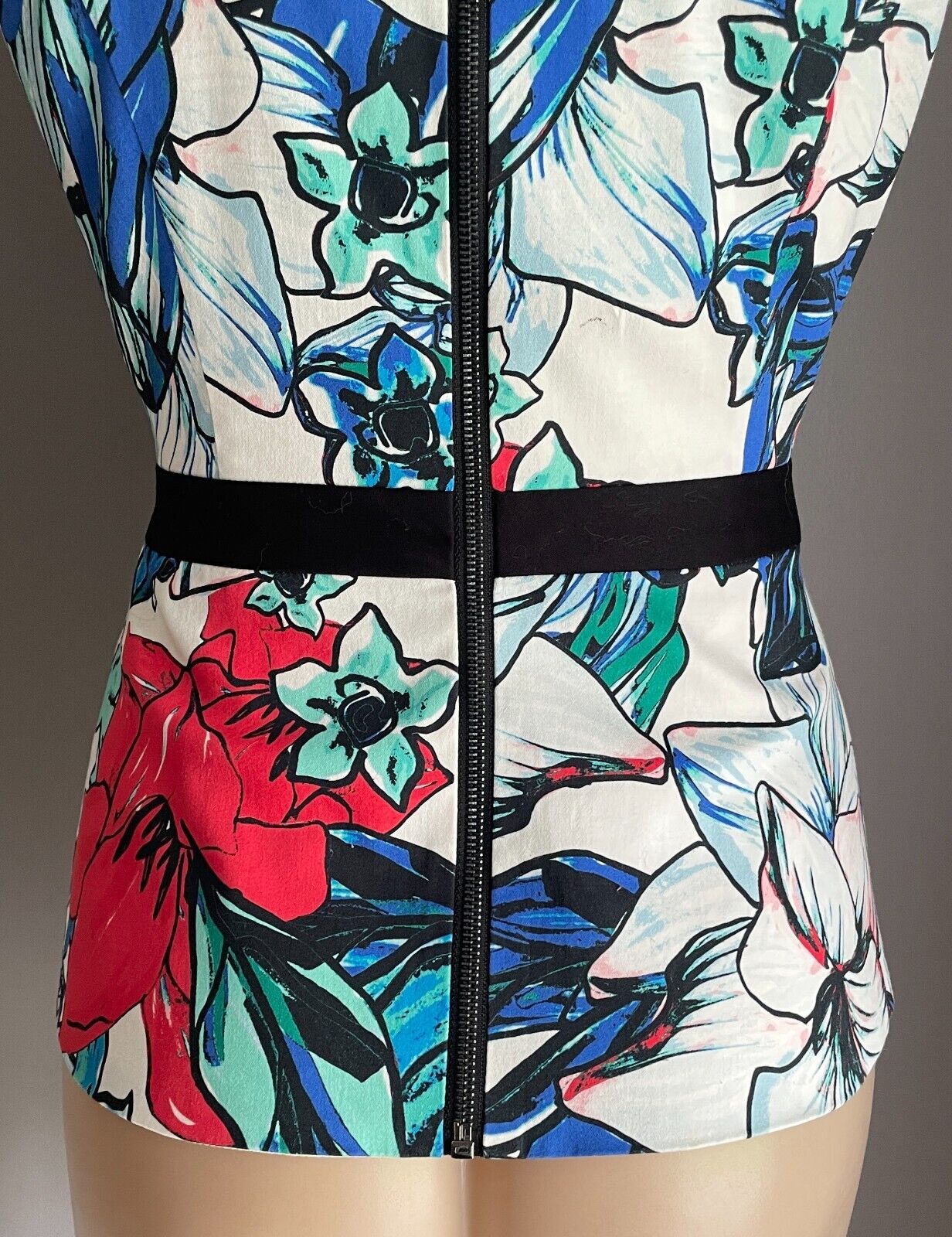 PORTMANS Top Multicoloured Floral Sleeveless Blouse Peplum Waist Lined Sz 8 10