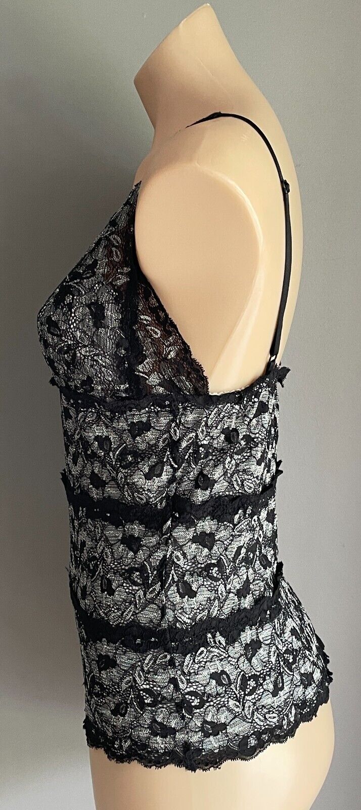PORTMANS Top Black Floral Lace & White Lining Cami Adjustable Straps Size S 2004