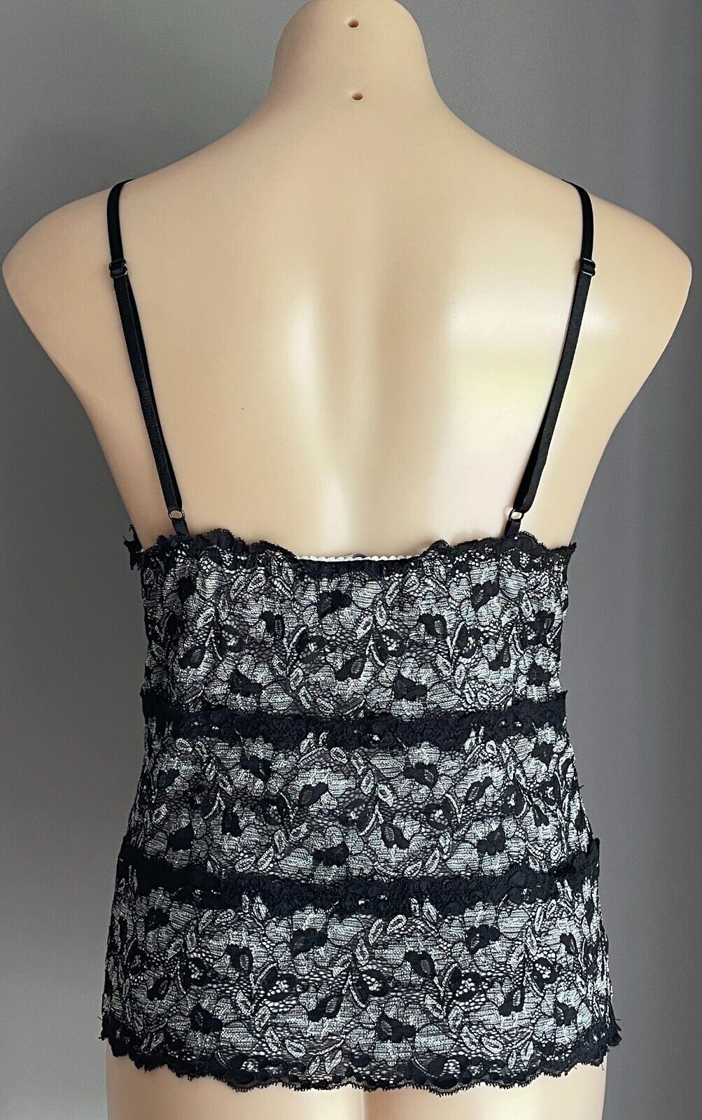 PORTMANS Top Black Floral Lace & White Lining Cami Adjustable Straps Size S 2004