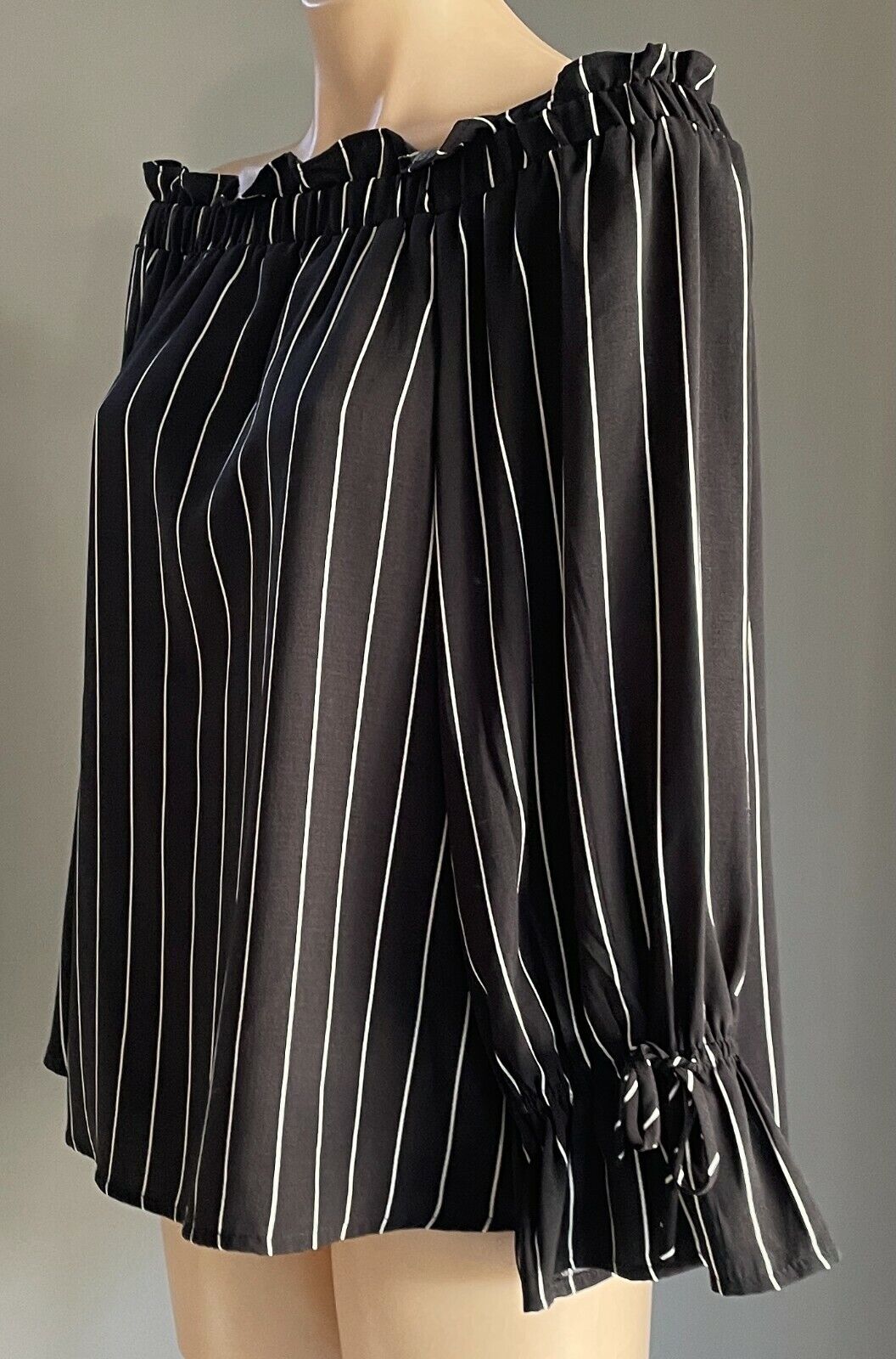 BASQUE Top Blouse Black White Stripe Bracelet Length Sleeve Off Shoulder Size 16