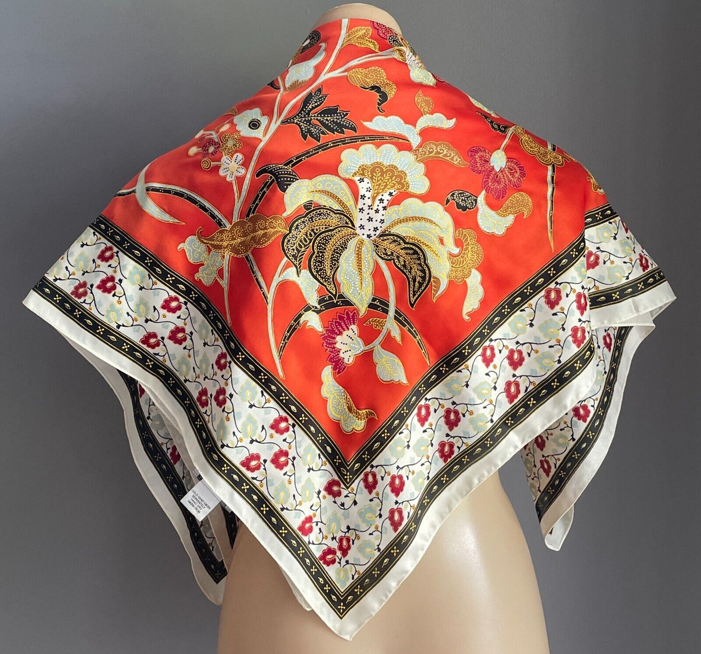 BASQUE Neck Scarf Red White Black Mint Floral Print 89cm Square Gorgeous NEW