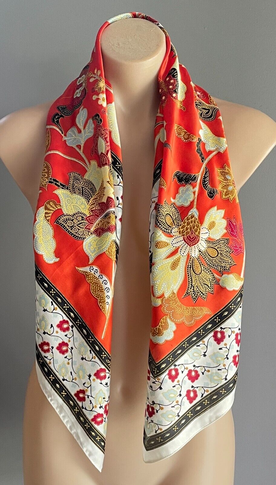 BASQUE Neck Scarf Red White Black Mint Floral Print 89cm Square Gorgeous NEW