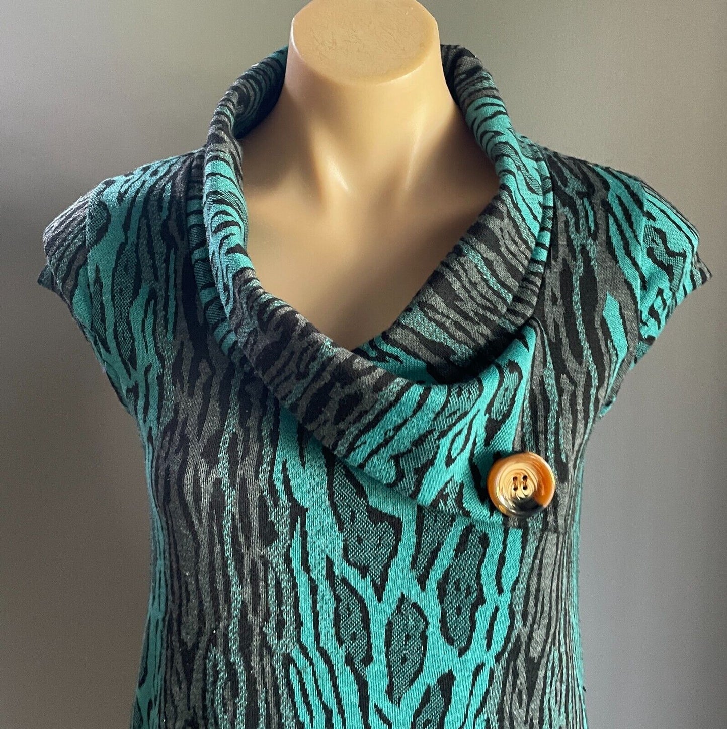FILO Dress Aqua Black Grey A-Line Size 8 10 Shawl Collar Cap Sleeve Short Length