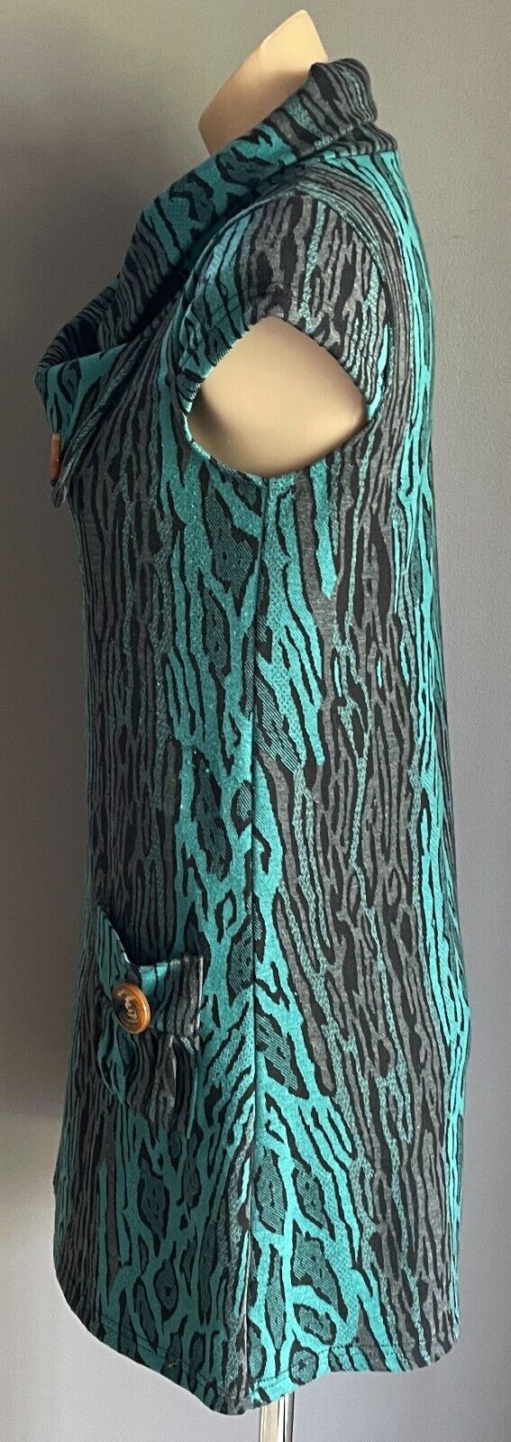 FILO Dress Aqua Black Grey A-Line Size 8 10 Shawl Collar Cap Sleeve Short Length