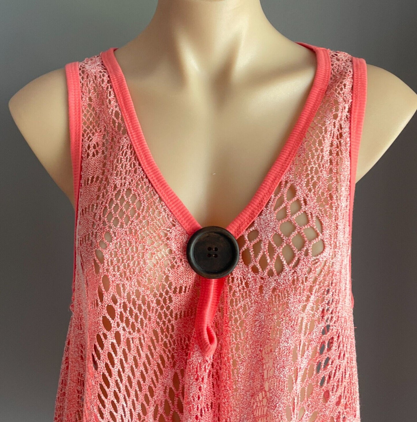 FILO Coral Pink Sleeveless Crochet Asymmetric Hem Tunic Top Size 12 Relaxed Fit