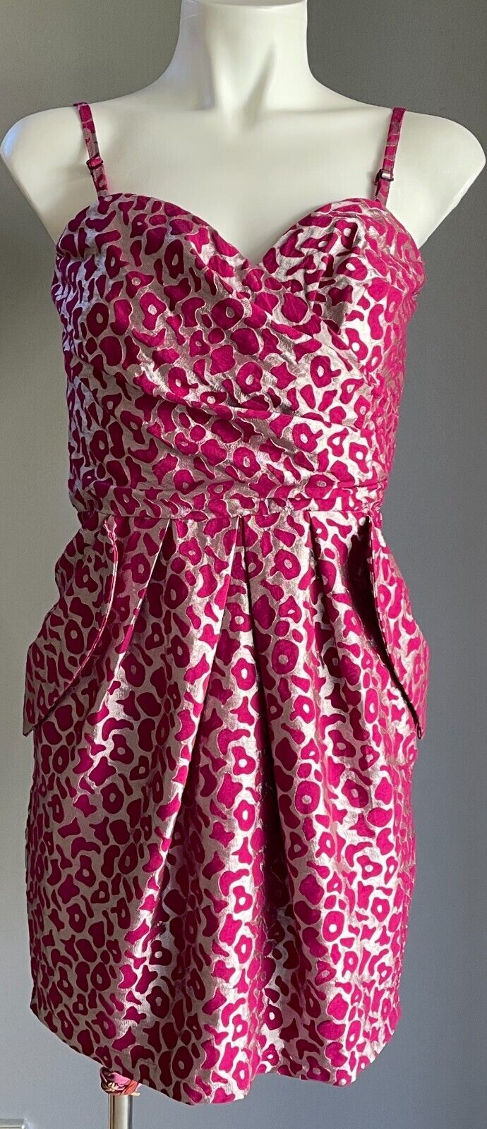 TATTOO Mini Dress Fuchsia Pink & Pink Animal Print Sleeveless Sheath Size 8 NEW
