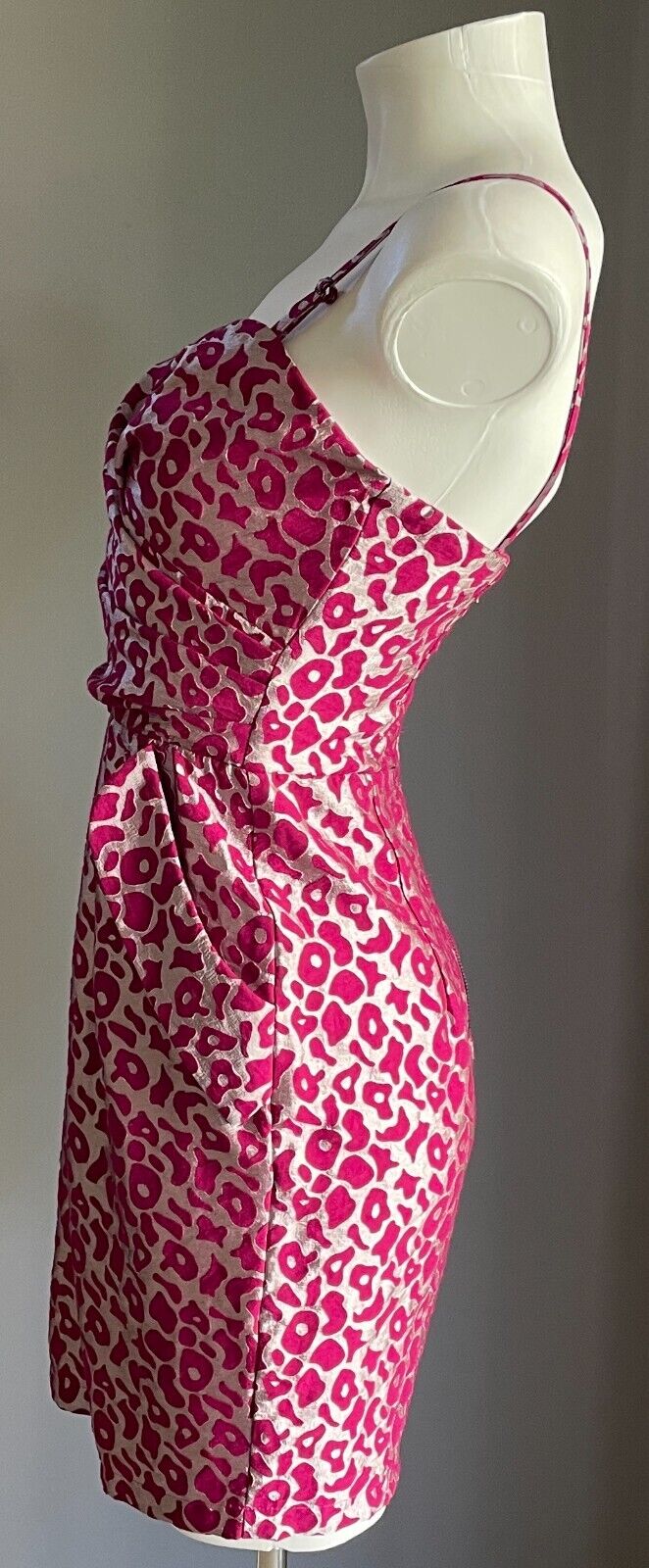 TATTOO Mini Dress Fuchsia Pink & Pink Animal Print Sleeveless Sheath Size 8 NEW